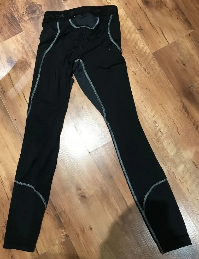 Skins 4 Skins â Image 2