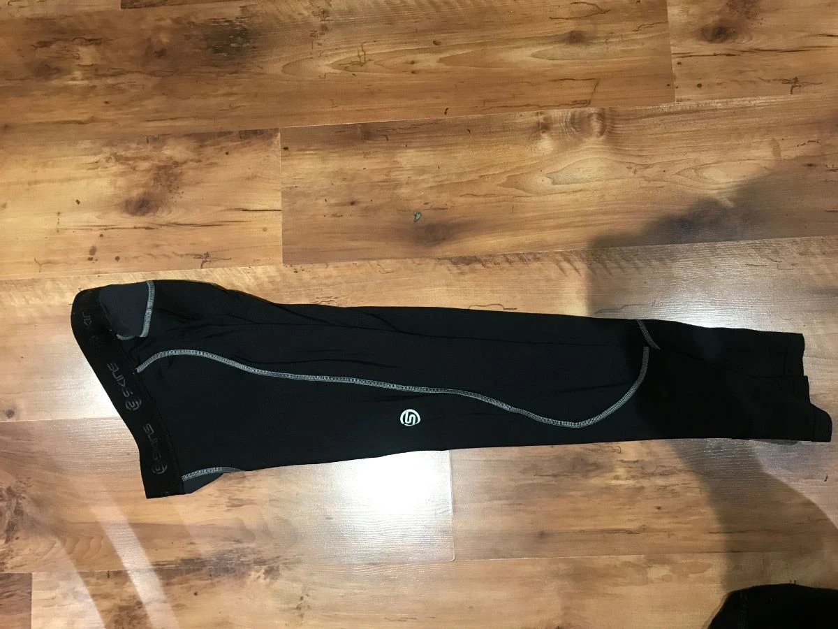 Skins 5 Skins â Image 3