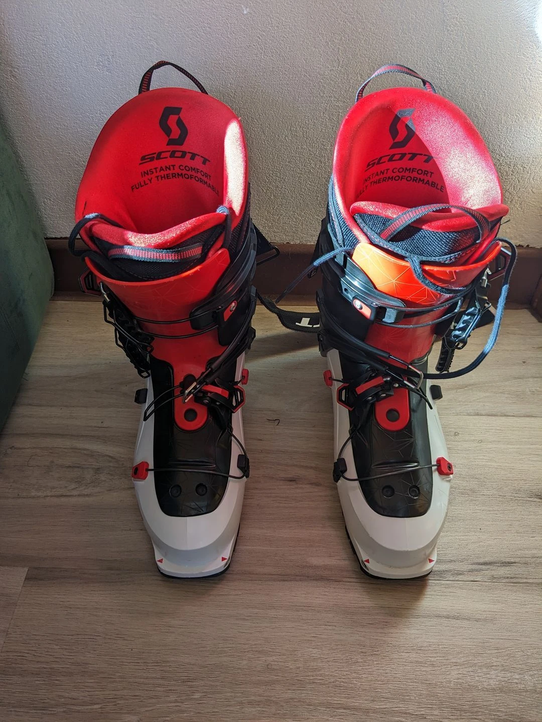 Scott Cosmos 3 Scott Cosmos