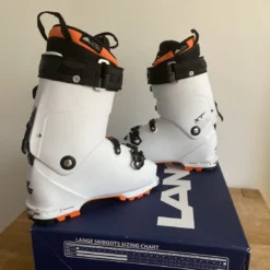 Lange XT 3 Tour 2022 9 Lange XT 3 Tour 2022 -Tecnica Soldes Magasin B75067FE CB2B 4B3D B6C3 AF4C4EB84FBD scaled